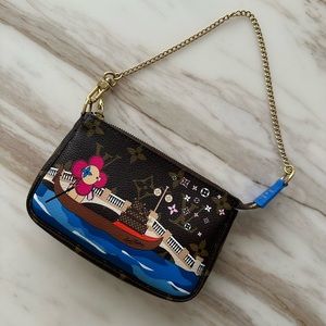 Louis Vuitton 2020 Christmas Animation Pochette Accessories